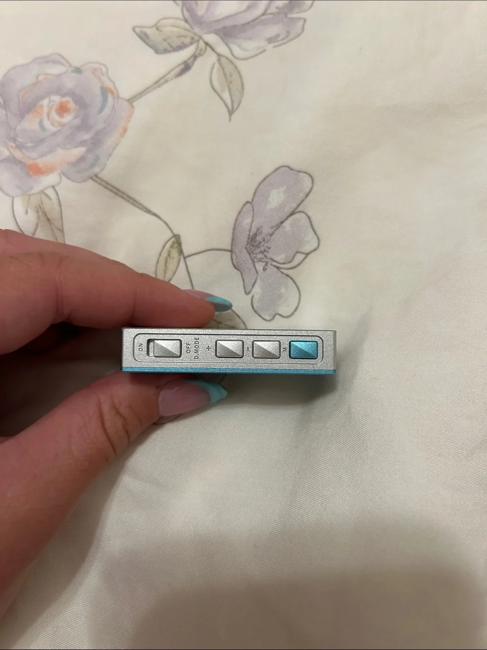 Small Portable Hi-Res AUDIO Headphone Amplifier in Light Blue